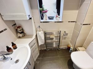 Downstairs WC- click for photo gallery